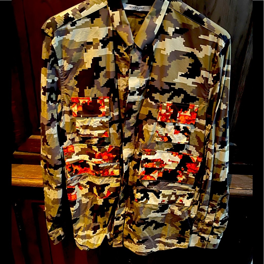 Givenchy Long Sleeve dress shirt